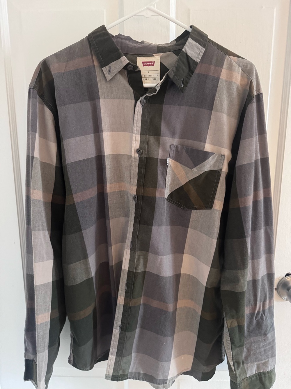 Levi's Men's Plaid Button-Down Shirt w/ custom Squash the Patriarchy patch!!